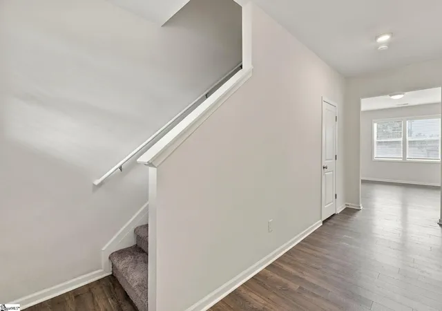 Photo 3 of Townhouse for sale at 211 Stone Fruit Ct, Duncan, SC 29334 | MLS# 1606388 | Listing updated on 2026-10-12