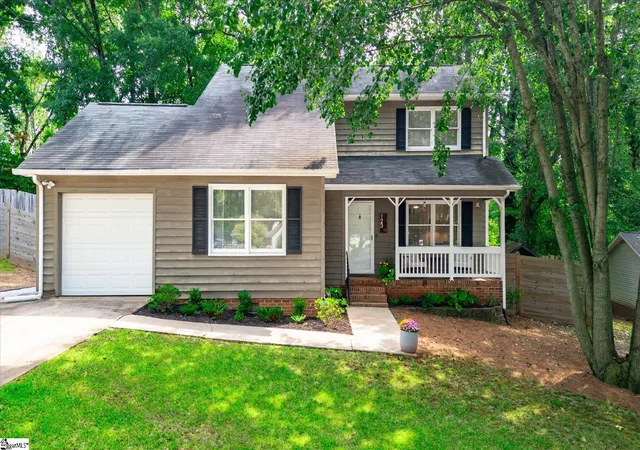 Photo 1 of Single family home for sale at 123 Mountain Chase Dr, Taylors, SC 29687 | MLS# 1604149 | Listing updated on 2026-09-18