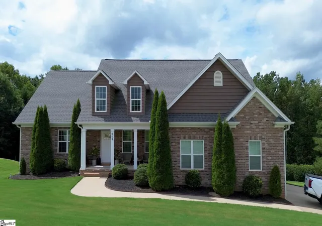Photo 1 of Sale Pending at 209 Nanie Myree Ln, Wellford, SC 29385 | MLS# 1604057 | Listing updated on 2026-09-29