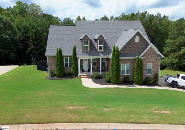 Photo 2 of Sale Pending at 209 Nanie Myree Ln, Wellford, SC 29385 | MLS# 1604057 | Listing updated on 2026-09-29