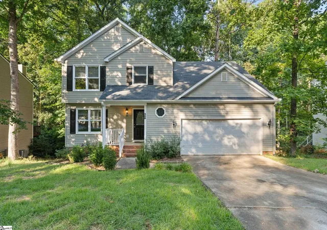 Photo 1 of Single family home for sale at 308 Wild Horse Crk Dr, Simpsonville, SC 29680 | MLS# 1602853 | Listing updated on 2026-09-03