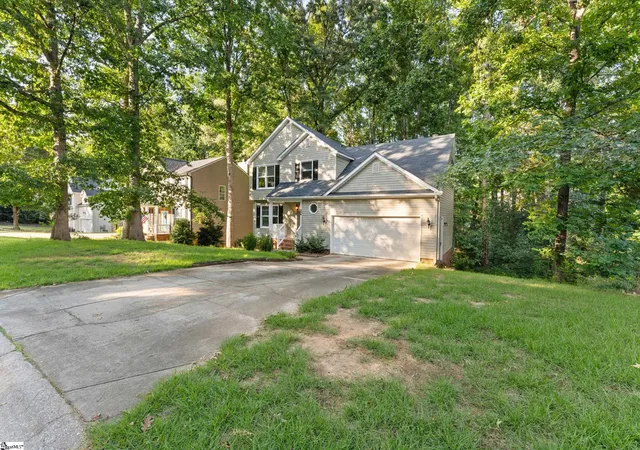 Photo 2 of Single family home for sale at 308 Wild Horse Crk Dr, Simpsonville, SC 29680 | MLS# 1602853 | Listing updated on 2026-09-03