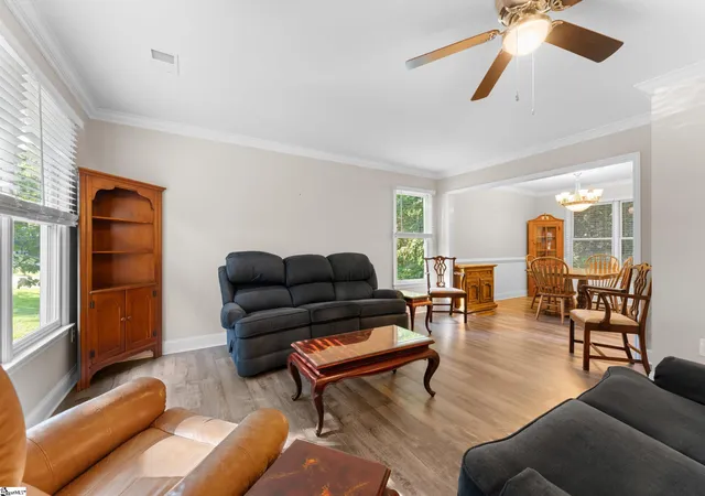 Photo 3 of Single family home for sale at 308 Wild Horse Crk Dr, Simpsonville, SC 29680 | MLS# 1602853 | Listing updated on 2026-09-03