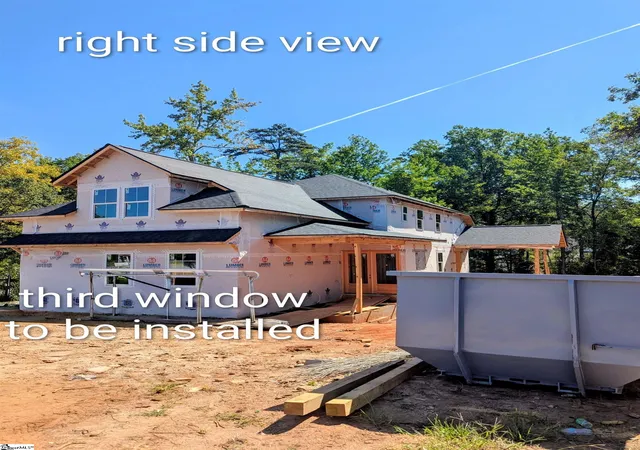 Photo 4 of Single family home for sale at 267 Riley Smith Rd, Greenville, SC 29615 | MLS# 1597692 | Listing updated on 2026-09-16