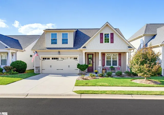 Photo 1 of Single family home for sale at 334 Belle Oaks Dr, Simpsonville, SC 29680 | MLS# 1606183 | Listing updated on 2026-10-20