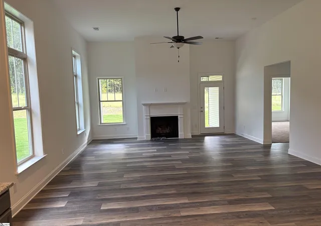 Photo 3 of Single family home for sale at 36 Deer Wy, Greenville, SC 29617 | MLS# 1585799 | Listing updated on 2026-09-01