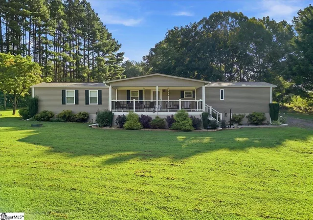 Photo 1 of Manufactured home for sale at 2161 Dickson Rd, Inman, SC 29349 | MLS# 1603352 | Listing updated on 2026-09-09