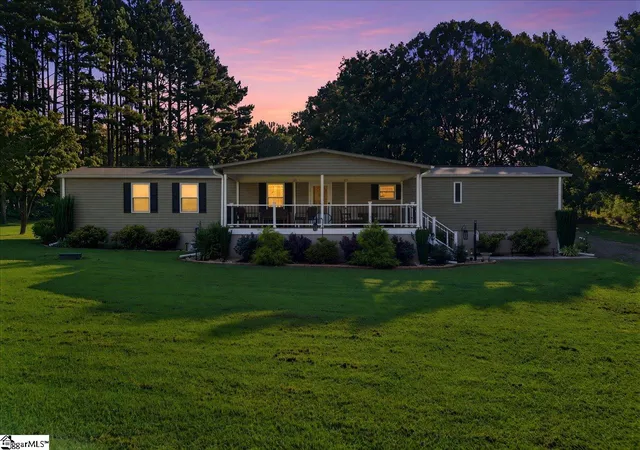 Photo 2 of Manufactured home for sale at 2161 Dickson Rd, Inman, SC 29349 | MLS# 1603352 | Listing updated on 2026-09-09