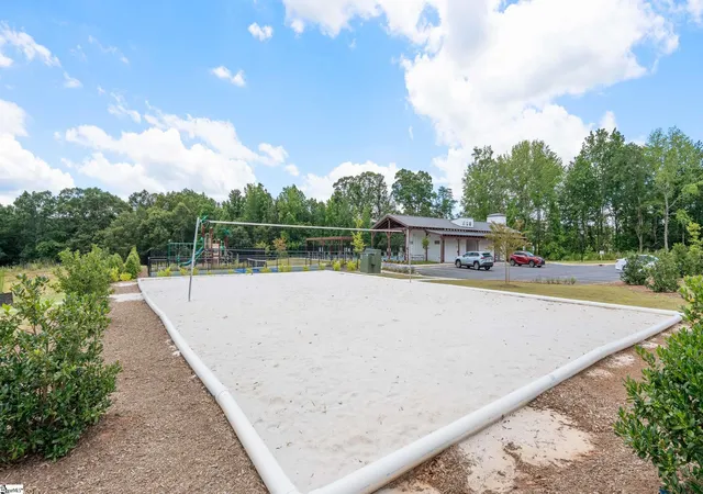 Photo 3 of Townhouse for sale at 404 Silicon Dr, Greenville, SC 29605 | MLS# 1604785 | Listing updated on 2026-10-16