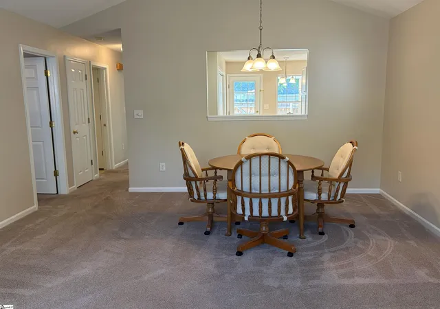 Listing Photo 4 - Condo for sale in building located at 403 Riverside Towne Cir, Greer, SC 29650