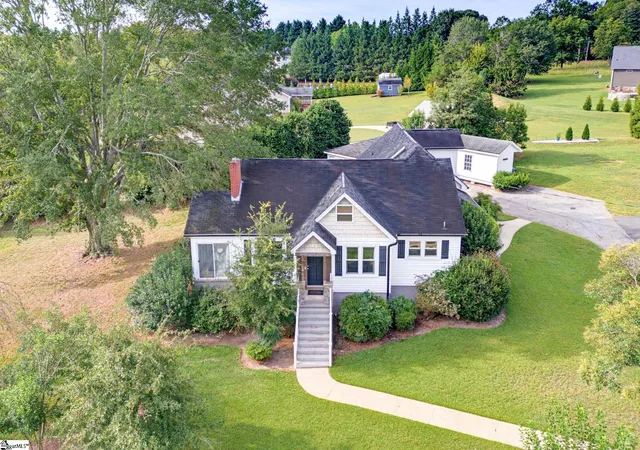 Photo 1 of Single family home for sale at 5301 Locust Hl Rd, Travelers Rest, SC 29690 | MLS# 1604827 | Listing updated on 2026-10-07