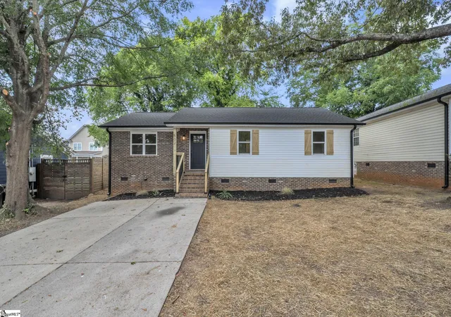 Photo 1 of Single family home for sale at 602 Green Ave, Greenville, SC 29601 | MLS# 1603050 | Listing updated on 2026-09-10