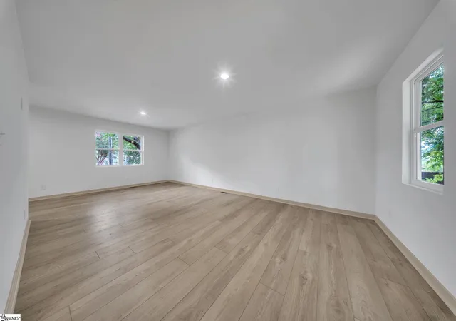 Photo 4 of Single family home for sale at 602 Green Ave, Greenville, SC 29601 | MLS# 1603050 | Listing updated on 2026-09-10