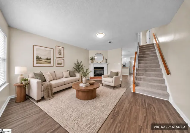 Photo 3 of Townhouse for sale at 404 W Townes Ct, Spartanburg, SC 29301 | MLS# 1598901 | Listing updated on 2026-09-14