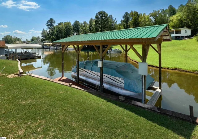 Photo 4 of Manufactured home for sale at 729 Point Lookout Rd, Cross Hill, SC 29332 | MLS# 1604286 | Listing updated on 2026-09-19