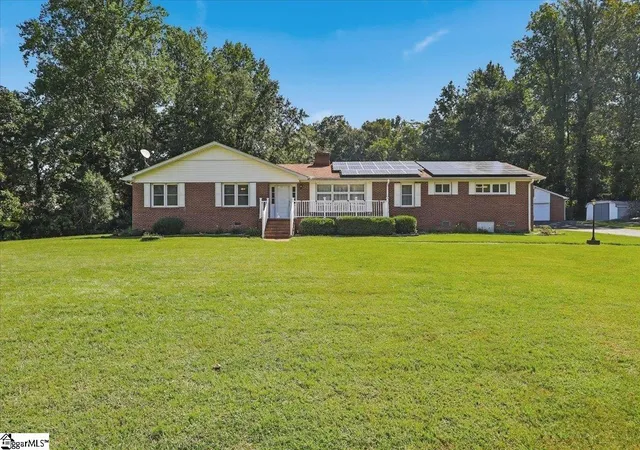 Photo 1 of Single family home for sale at 105 Lipscombe Dr, Travelers Rest, SC 29690 | MLS# 1603994 | Listing updated on 2026-10-08