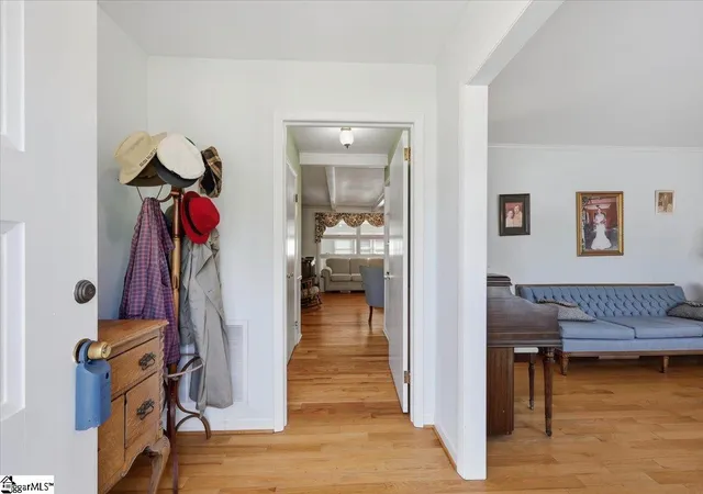 Photo 3 of Single family home for sale at 105 Lipscombe Dr, Travelers Rest, SC 29690 | MLS# 1603994 | Listing updated on 2026-10-08