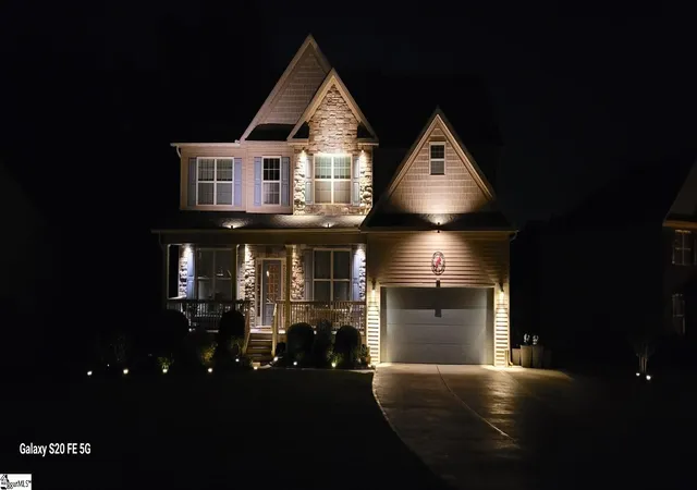 Photo 2 of Single family home for sale at 405 Rowley Ct, Easley, SC 29642 | MLS# 1604473 | Listing updated on 2026-09-22