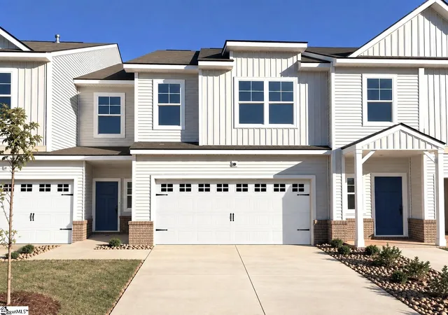 Photo 1 of Townhouse for sale at 124 Rock Cress Trl, Greenville, SC 29607 | MLS# 1606520 | Listing updated on 2026-10-13