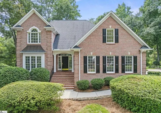 Photo 1 of Single family home for sale at 105 Wolf Run Dr, Simpsonville, SC 29681 | MLS# 1603496 | Listing updated on 2026-09-11
