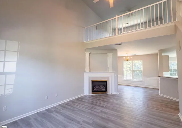 Photo 3 of Single family home for sale at 200 Stillwater Ct, Simpsonville, SC 29681 | MLS# 1604046 | Listing updated on 2026-10-02