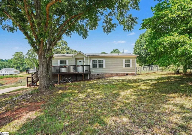 Photo 2 of Manufactured home for sale at 364 Johnson Cir, Inman, SC 29349 | MLS# 1603083 | Listing updated on 2026-09-19