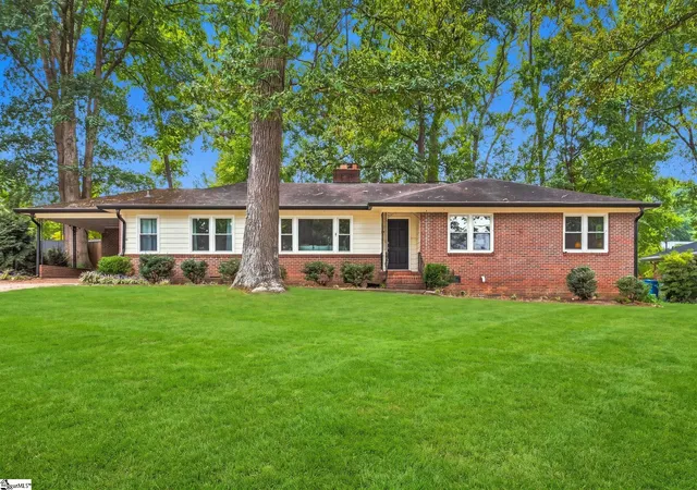 Photo 47 of Single family home for sale at 207 Melbourne Ln, Greenville, SC 29615 | MLS# 1603218 | Listing updated on 2026-09-09