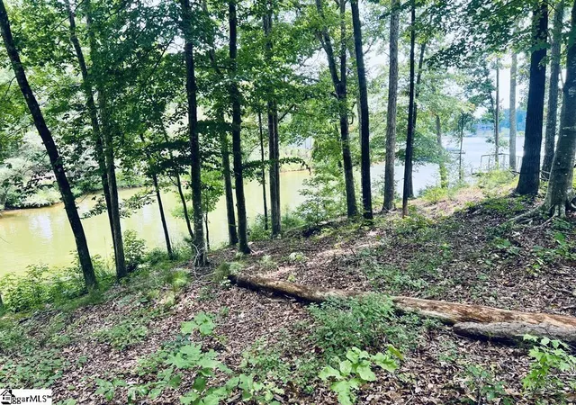 Photo 1 of Land for sale at 0 Lot 22 Waterside Point, Abbeville, SC 29620 | MLS# 1605796 | Listing updated on 2026-10-06