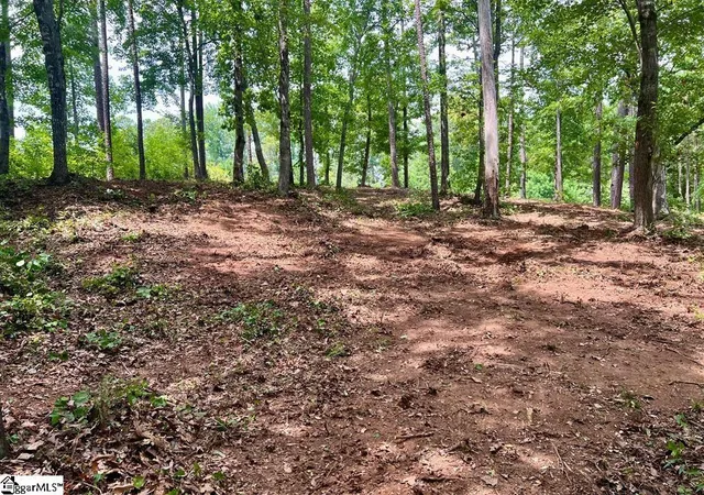 Photo 3 of Land for sale at 0 Lot 22 Waterside Point, Abbeville, SC 29620 | MLS# 1605796 | Listing updated on 2026-10-06
