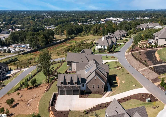 Photo 2 of Single family home for sale at 15 Rovello Ct, Greenville, SC 29609 | MLS# 1605455 | Listing updated on 2026-10-14