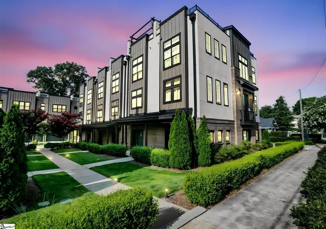 Townhouse for sale at 121 W Stone Ave #UNIT 6, Greenville, SC 29609 | MLS# 1603394
