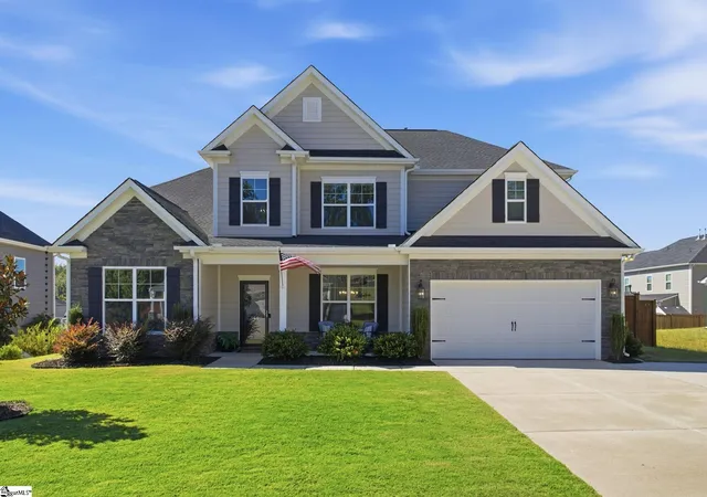 Photo 2 of Single family home for sale at 160 Juniper Hl Dr, Easley, SC 29642 | MLS# 1605541 | Listing updated on 2026-10-23