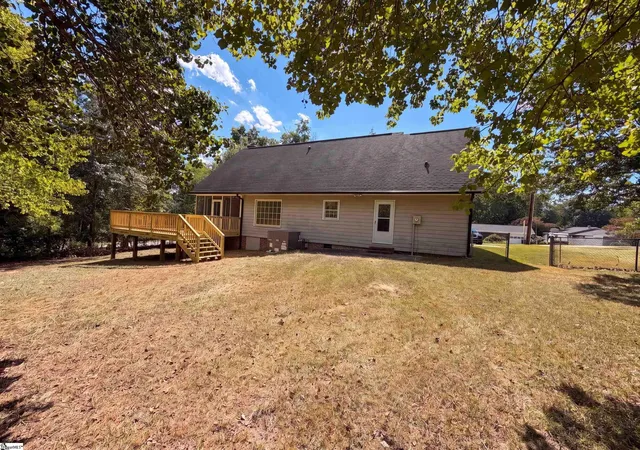 Photo 4 of Single family home for sale at 705 Strange Rd, Taylors, SC 29687 | MLS# 1603778 | Listing updated on 2026-09-16