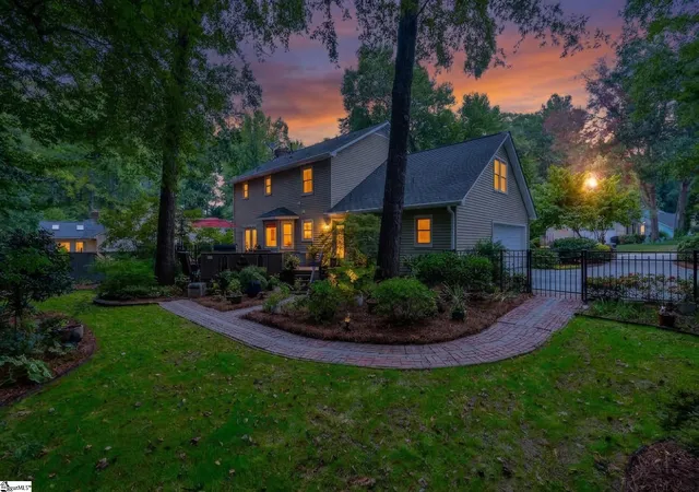Photo 2 of Single family home for sale at 503 Spring Meadow Rd, Simpsonville, SC 29680 | MLS# 1604247 | Listing updated on 2026-09-25