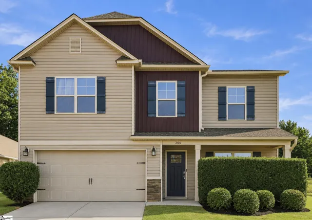 Photo 1 of Single family home for sale at 300 Videre Woods Ct, Piedmont, SC 29673 | MLS# 1602806 | Listing updated on 2026-09-03