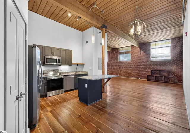 Photo 3 of Condo for sale at 806 Green Ave #UNIT 205, Greenville, SC 29605 | MLS# 1603852 | Listing updated on 2026-09-30