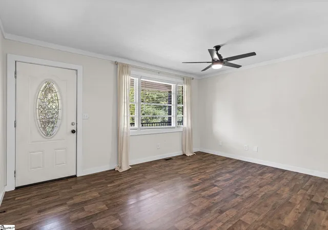 Photo 4 of Single family home for sale at 30 Dogwood Dr, Travelers Rest, SC 29690 | MLS# 1606525 | Listing updated on 2026-10-26