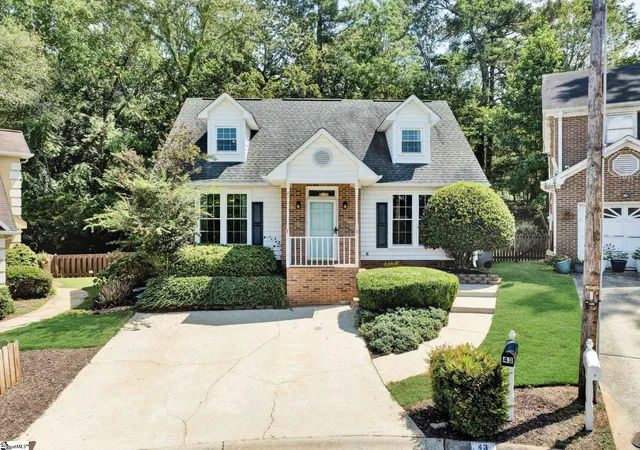 Photo 1 of Single family home for sale at 43 Rosewood Ter, Spartanburg, SC 29307 | MLS# 1602825 | Listing updated on 2026-09-16