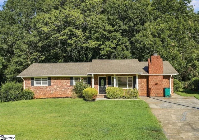 Photo 1 of Single family home for sale at 505 Arkwright Dr, Spartanburg, SC 29306 | MLS# 1603873 | Listing updated on 2026-10-17