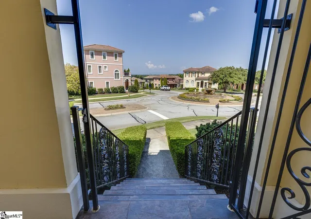 Photo 3 of Single family home for sale at 701 Villaggio Dr, Greenville, SC 29609 | MLS# 1603142 | Listing updated on 2026-09-17