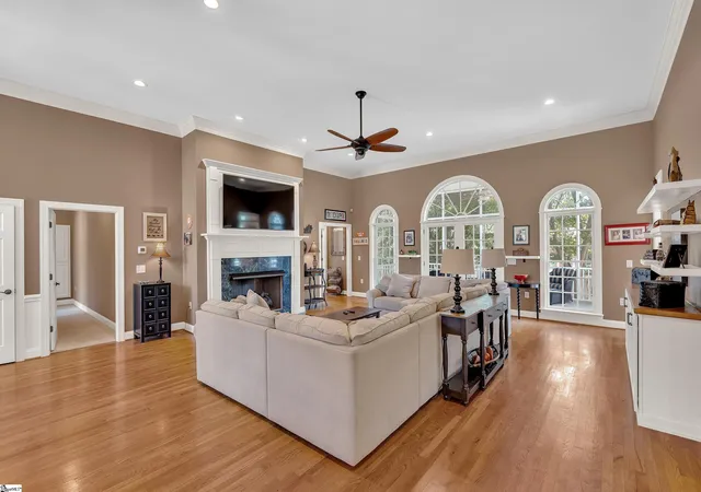 Photo 3 of Single family home for sale at 1 Doeskin Hl Ln, Greer, SC 29650 | MLS# 1605779 | Listing updated on 2026-10-13