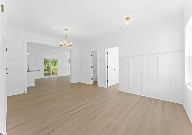 Photo 3 of Single family home for sale at 7 Bane Rd, Taylors, SC 29687 | MLS# 1606352 | Listing updated on 2026-10-11