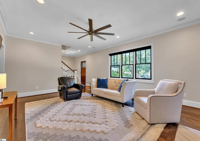 Photo 3 of Single family home for sale at 201 Cleveland St, Greenville, SC 29601 | MLS# 1602815 | Listing updated on 2026-09-08