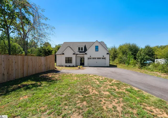 Photo 2 of Single family home for sale at 1434 Scuffletown Rd, Simpsonville, SC 29681 | MLS# 1603610 | Listing updated on 2026-09-11