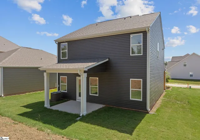 Photo 3 of Single family home for sale at 200 Juniper Valley Cir, Piedmont, SC 29673 | MLS# 1594722 | Listing updated on 2026-10-02