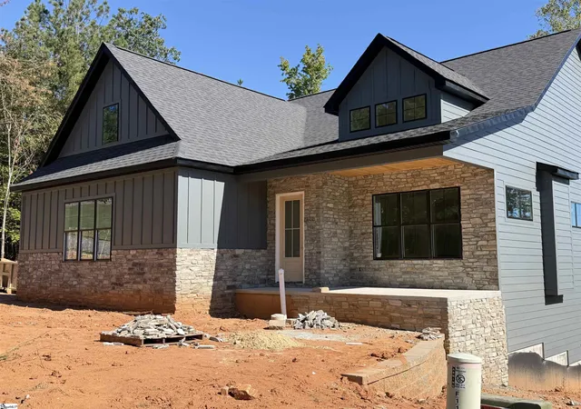 Photo 2 of Single family home for sale at 112 Wedge Way, Travelers Rest, SC 29690 | MLS# 1605529 | Listing updated on 2026-10-03
