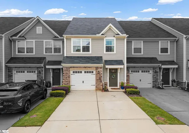 Photo 1 of Townhouse for sale at 142 Roseridge Dr, Simpsonville, SC 29681 | MLS# 1604861 | Listing updated on 2026-10-22