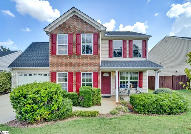 Photo 1 of Single family home for sale at 8 Seaside Ln, Greer, SC 29650 | MLS# 1603150 | Listing updated on 2026-09-09