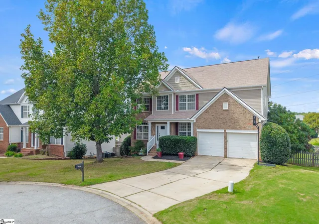 Photo 1 of Single family home for sale at 3 Tallin Ct, Greenville, SC 29607 | MLS# 1606300 | Listing updated on 2026-10-09