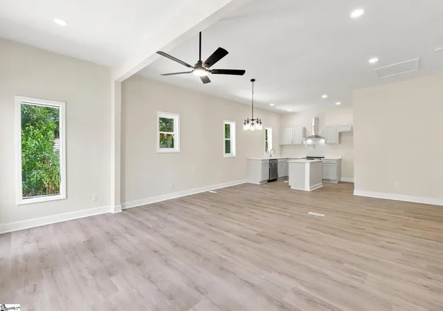 Photo 3 of Single family home for sale at 110 9th Street, Greenville, SC 29611 | MLS# 1602874 | Listing updated on 2026-09-04